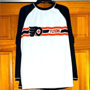 Philadelphia Flyers Performance Long sleeve with tags